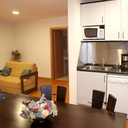 Feriehus House With 2 Bedrooms In Vieira Do Minho With Shared Pool Enclosed Garden And Wifi